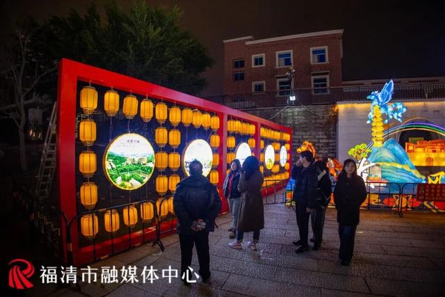 流光溢彩！东瀚“四骏”花灯惊艳亮相！