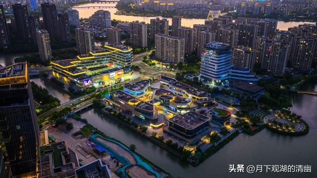 刚从石家庄回来，毫不客气地说，石家庄就是全国郊区城建天花板！