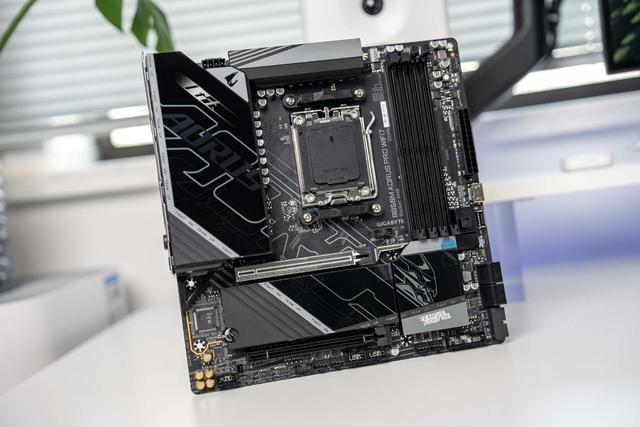 装机不用挑，就选电竞雕！技嘉B850M AORUS PRO WIFI7电竞雕主板测评