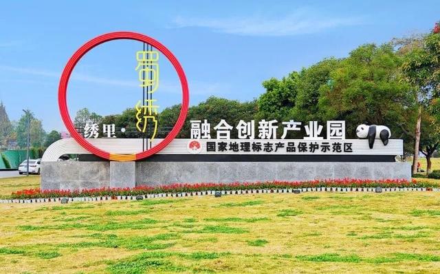 好，新同学！这是我的简介，请查收~