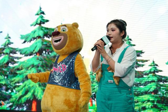 “龙虎天下绝·鹰潭逍遥游”文旅推介活动南昌站圆满落幕——赣鄱大地共绘文旅新篇，鹰潭魅力闪耀洪城