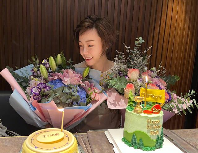 恩爱了16年，44岁张怡宁正绚烂如花，大20岁的丈夫徐威却衰老萎缩