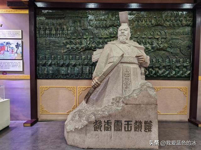 邯郸丛台公园最大的亮点就是里面的一座造型奇特的城堡