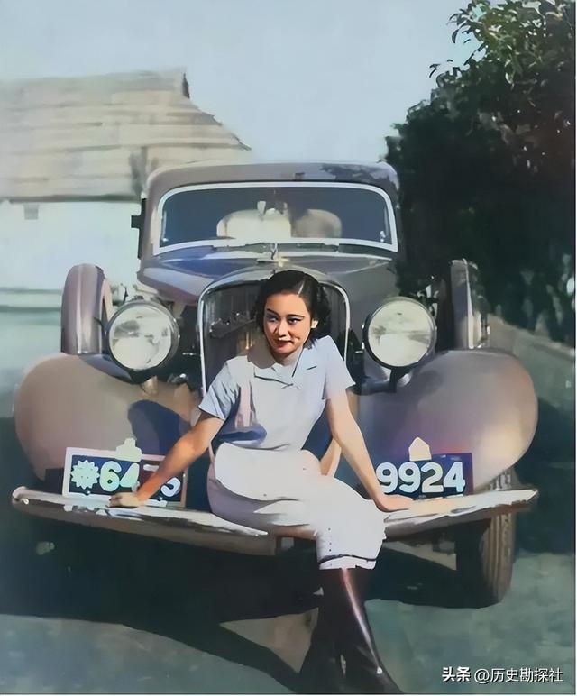 戴笠与胡蝶的真实影像，胡蝶美艳摄人心魄，戴笠面容冷峻不怒自威