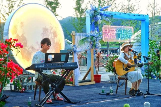 开启“双节”文旅盛宴 太原植物园活动精彩纷呈