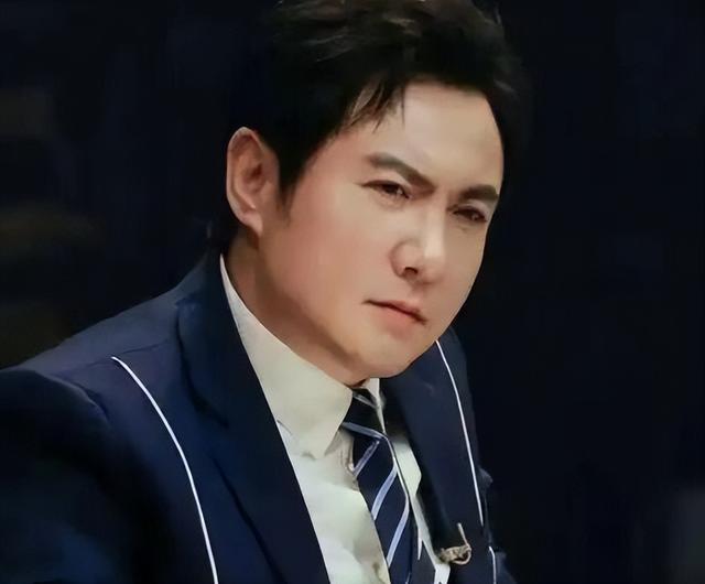 央视春晚彩排阵容公布！看了到场明星，网友泪目，有他在收视稳了