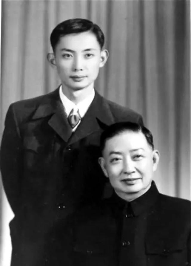 梅兰芳之子梅葆玖：一生无儿无女，至死不原谅半路出道的李玉刚