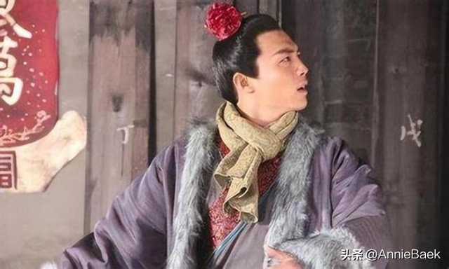 西门庆只活到33岁，却有21个性伴侣，其中不仅有女性还有男性