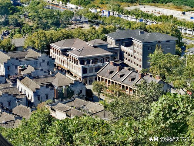 镇江西津渡的看点不在仿建古街，而是云台山上