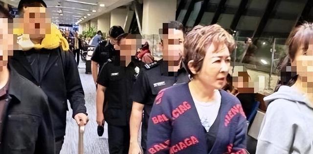 首富夫妻逃亡两年终落网，一人暴力抗法，一人狂卷9.7亿海外被抓