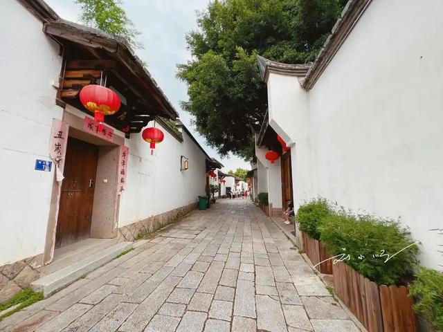 我国东南沿海的福建省：究竟属于华东地区，还是属于华南地区？