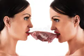 揭秘少吃和减肥的关系：一场饥饿与骨感的微妙爱恋图片