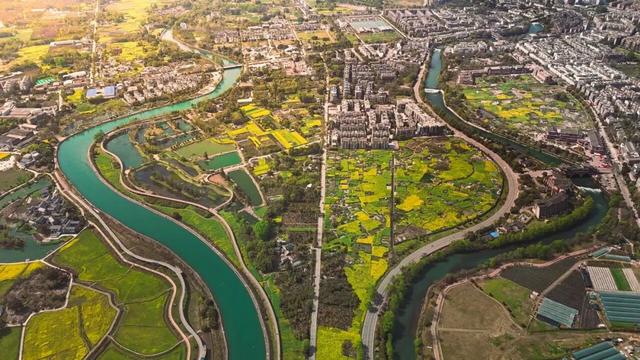 开局两条河，“装备”全靠拼，成都“国字号”再+1？