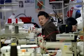 【意大利】服装女工被华人老板剥削，一年工资46万还“剥削”？图片