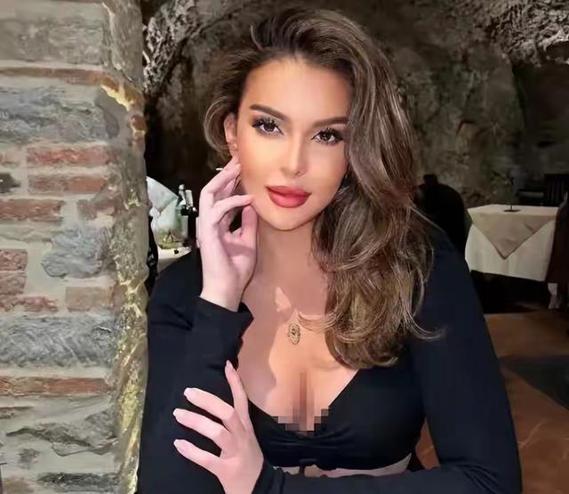 这就是公开辱华的后果！取消冠军头衔只是开始，职业生涯也全毁了