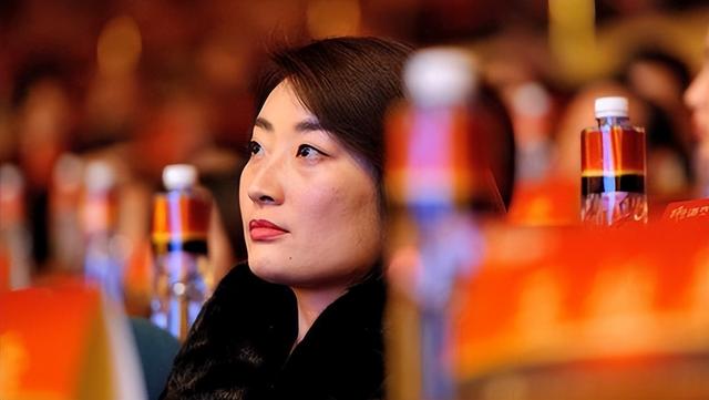 亲叔发声背刺？宗馥莉遗产纠纷案不到48小时，就传来3大重磅消息