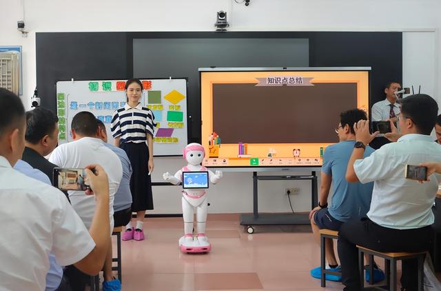 中央文件定调！“人工智能+”行动纲领发布！释放哪些重磅信号？