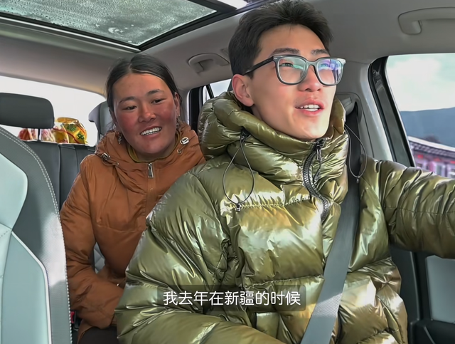 小伙自驾西藏被牧民求助，热心帮忙充电宝却被偷，录像拍下全过程