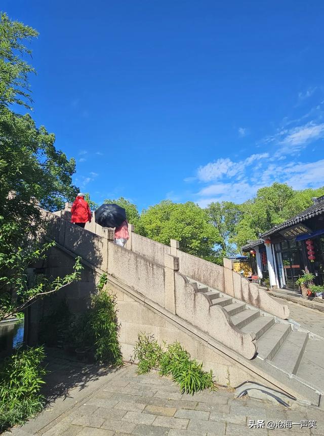 水之韵，水之乡，周庄古镇，犹如一副古色古香的山水墨画