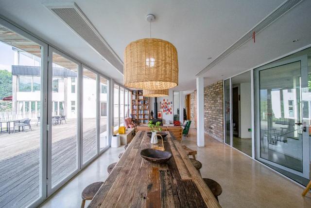 在临安，怎样才算“真土豪”？答案：买猪送房！