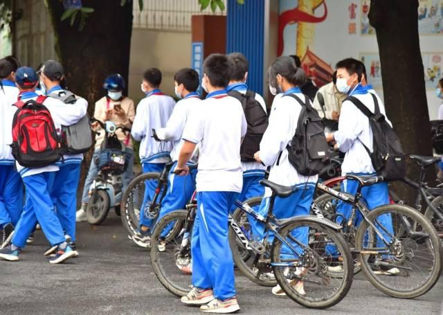 放假通知！北京大中小学寒假时间表出炉，还有一个好消息