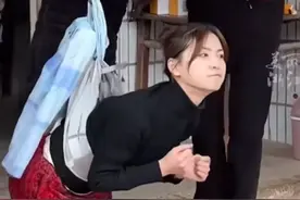 医生建议想减肥的人早晚分别称体重：如果晚上比早上重2斤就要控制饮食图片