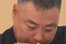 马龙升职，王励勤上位！刘国梁卸任讲话2次抹眼泪，王楠老公发声图片