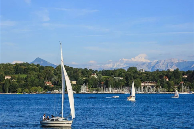 再访瑞士，世界丛林中目睹小国的生存之道