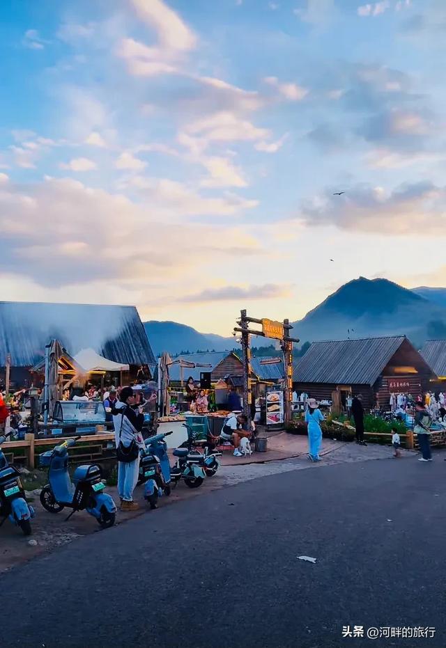 新疆禾木村,晚上的火烧云很美