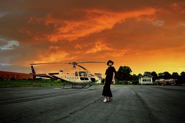 翱翔蓝天共筑爱巢