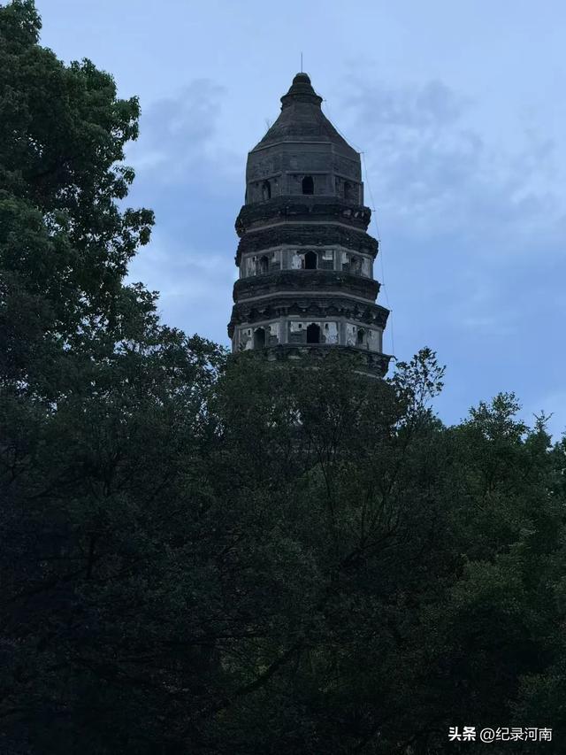 吴中第一山