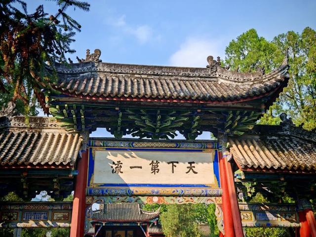 诸葛古镇冬日福利预告来啦！直播互动抽门票，文创盲盒藏惊喜