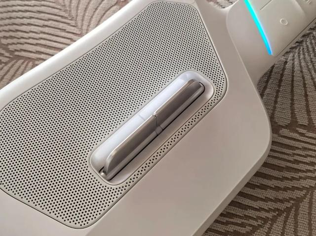 狂卖10亿的“没用”玩具,成了年轻人团建新宠