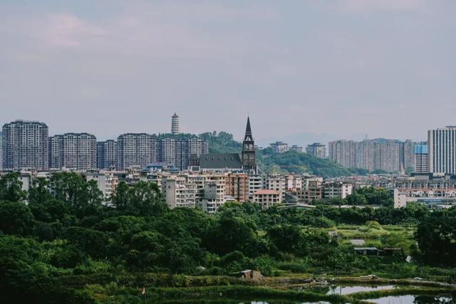 神仙不输泉州，这座闽东小城也有封神的秋天