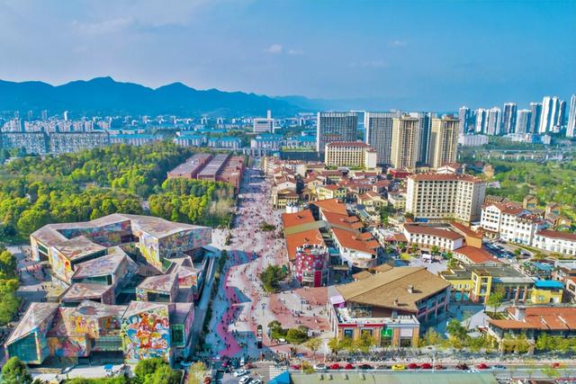 “渝超”没看够？跟着赛事游科学城，最强攻略来了！
