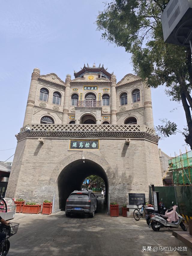 陕西榆林旅游，解锁西北的丹霞、长城与烟火气！