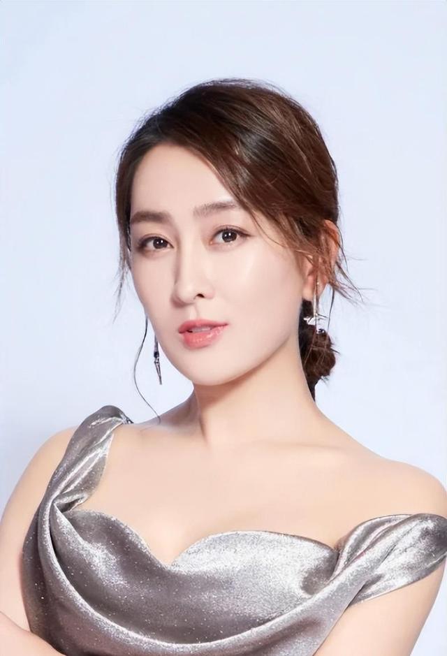 马苏被曝新恋情不到24小时，男方被扒底朝天，孔令辉后悔了吗？