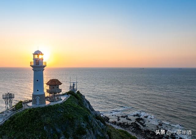 在海南过冬，哪里物价便宜且风景又好？