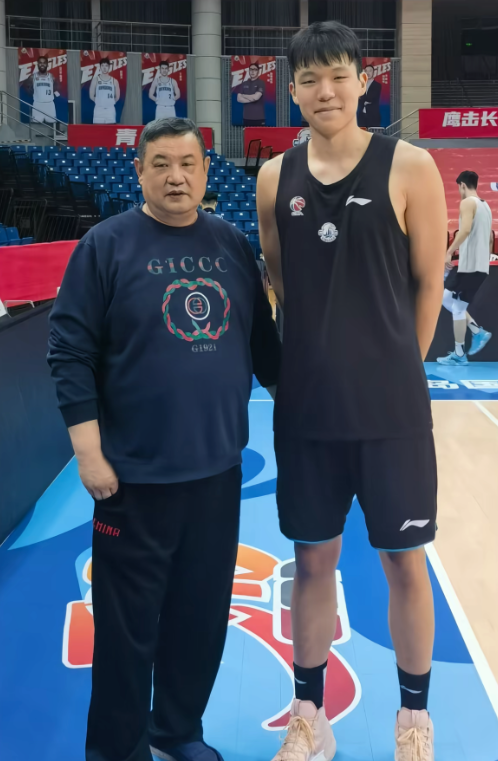 山东篮球名宿徐长锁去世，年仅52岁，确诊癌症仅半年，曝最后露面