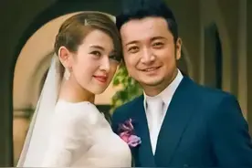 尼格买提：我30岁娶帕夏古丽，结婚9年没有孩子，风光背后有泪水图片