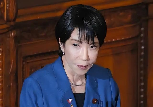 日要求中国马上撤回！中方强势回应，解放军4艘万吨大驱上场