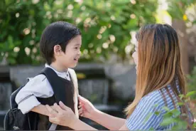幼儿园食谱写着番茄鸡蛋面，孩子却说没鸡蛋，园长的解释引众怒图片