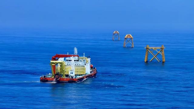 东海“龙王”的地盘上，浙江竟在玩“双线操作”！