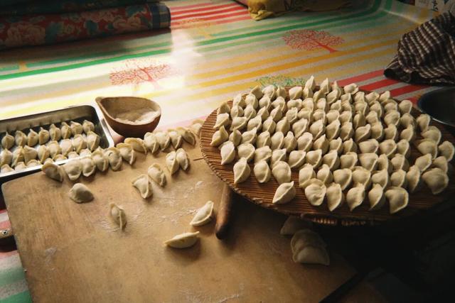 10月，「需要另一个同类」