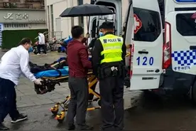 白领连续熬夜诱发心梗 好心人相助送医图片