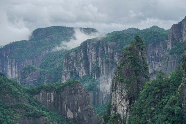 台州秋日｜穿越古城与仙境山水，采摘秋日蜜橘之旅
