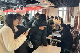 扬州：技术人才需求旺 “研后”招聘紧锣密鼓图片