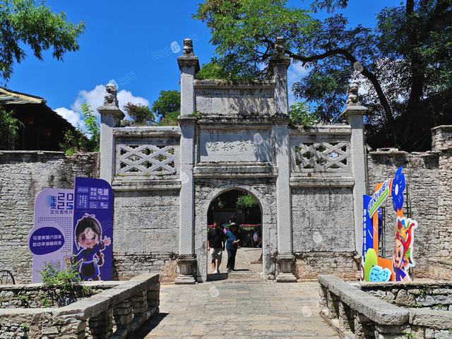 明代历史活化石：天龙屯堡行记