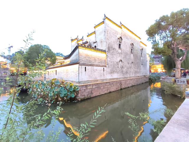 江西五日自由行：“不撞南墙不回头” 《二十二》