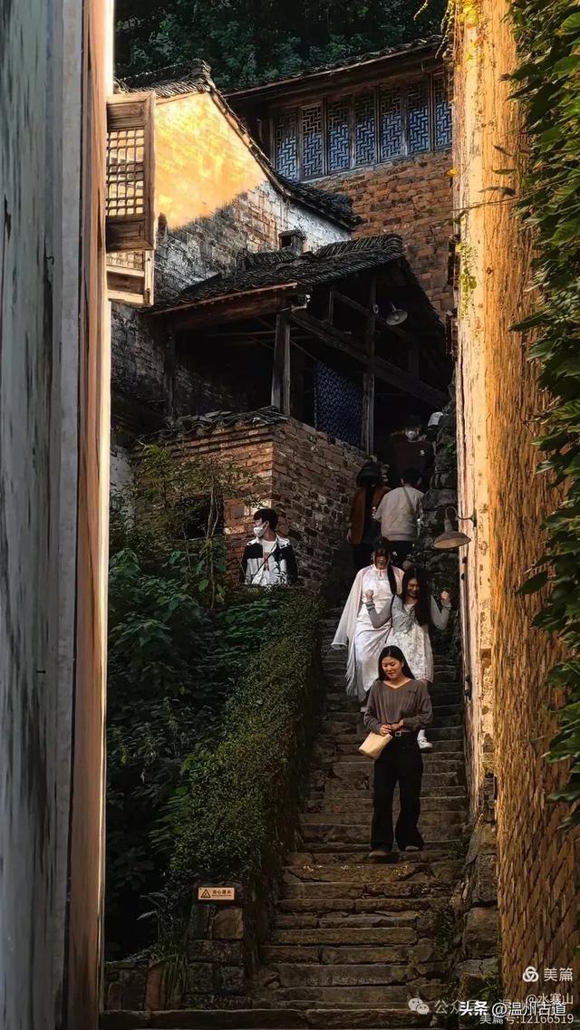 徽州篁岭,晒秋美得让人惊叹,这份“偷秋”烟火气超治愈!